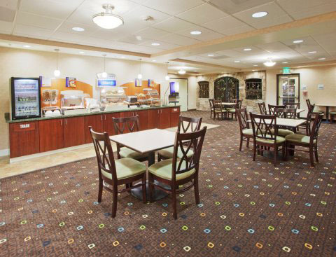 Breakfast bar at the Holiday Inn Express, Lodi